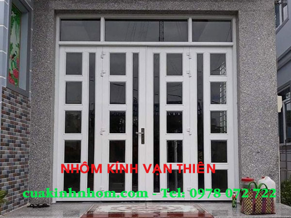 7 Bí mật giúp bạn chọn mẫu cửa nhôm kính giá rẻ, đẹp Tphcm 2026 cực chất. 4 mau-cua-nhom-kinh-gia-re